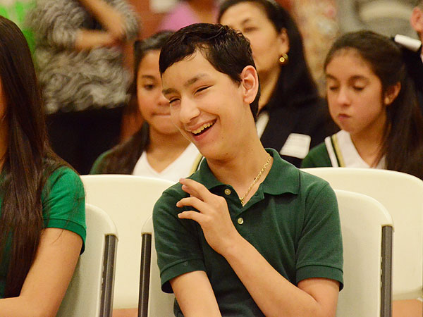 Texas Middle Schoolers Win National Contest for App Inspired by Their Blind Classmate| Heroes Among Us, Good Deeds, Real People Stories