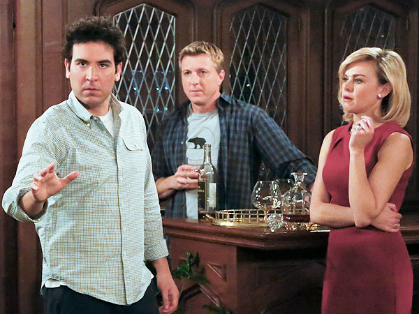 Revisit the Stars Who Played Themselves on How I Met Your Mother| How I Met Your Mother, Alan Thicke, Jim Nantz, Nick Swisher, Regis Philbin, Tim Gunn, William Zabka, Actor Class, RolesClass