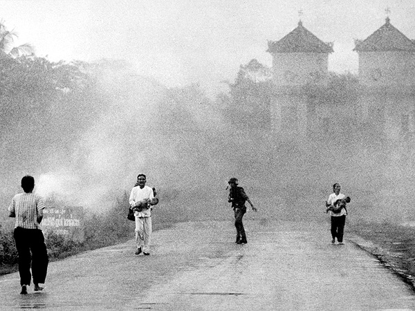 Nick Ut on His 'Napalm Girl' Photograph, 42 Years Later: 'Never in My Life Have I Seen What I Saw'| Vietnam, Photography, War