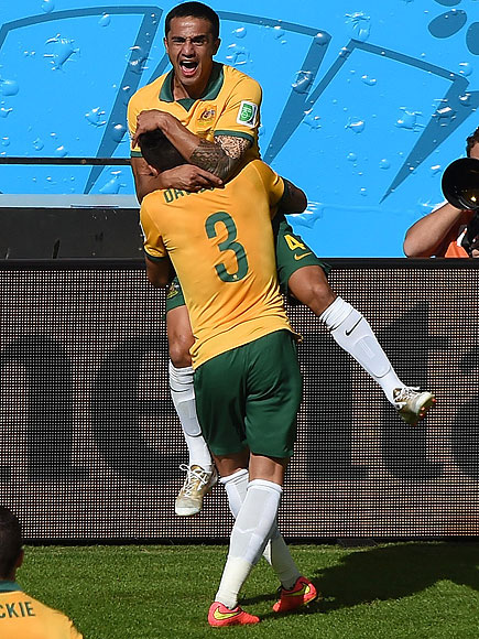 See the 13 Best Bromantic Embraces of the World Cup| World Cup 2014, Sports