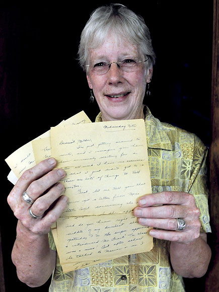 Lost Letter Written 83 Years Ago Finally Delivered to Maine Family| Real People Stories