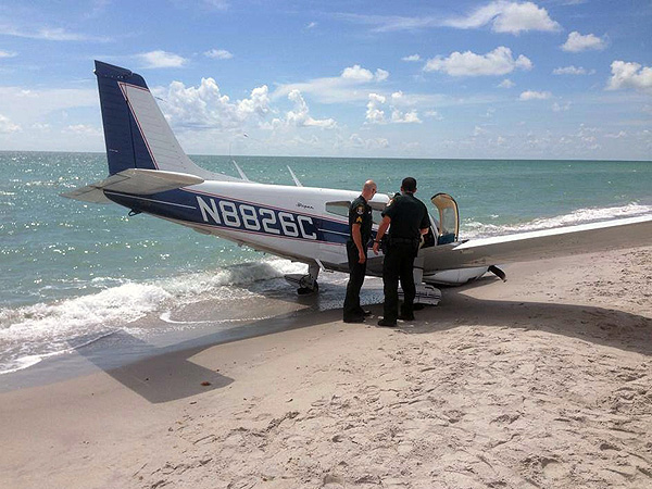 Small Plane Crashes into Father and Daughter Walking on Florida Beach| Death, Real People Stories