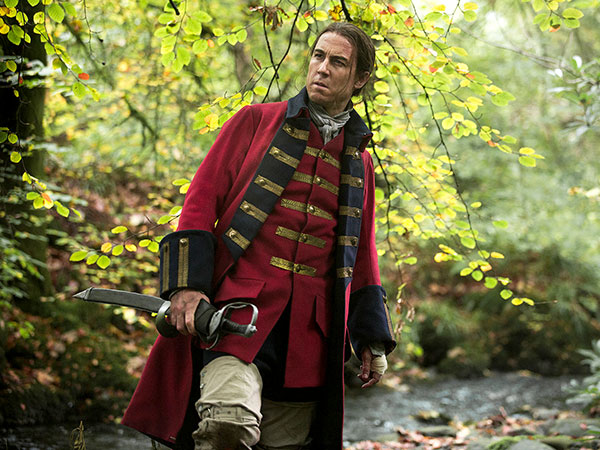 Outlander Recap: Claire's Not in Kansas Anymore| Outlander, TV News