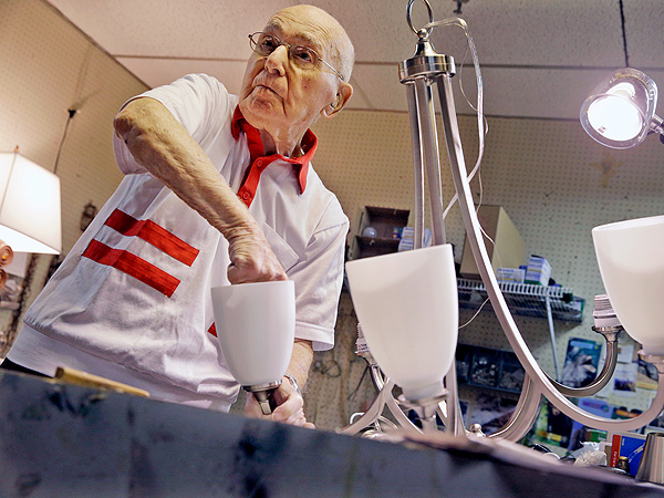 New Jersey Man Celebrates 101st Birthday at Job He's Had for 73 Years (PHOTOS)| Birthday, Real People Stories