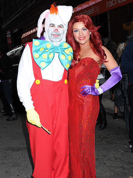 Sofia Vergara and Other Stars Who've Channeled Jessica Rabbit (PHOTOS)| Ariana Grande, Sofia Vergara, Who Framed Roger Rabbit, Who Framed Roget Rabbit?, Individual Class