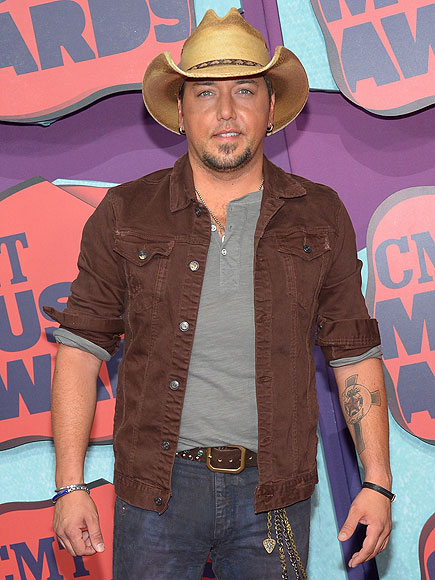 Cmt Awards 2014 Grading The Best Belt Buckles On Country Hunks