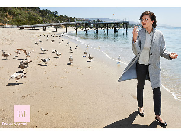 Elisabeth Moss Gap ad