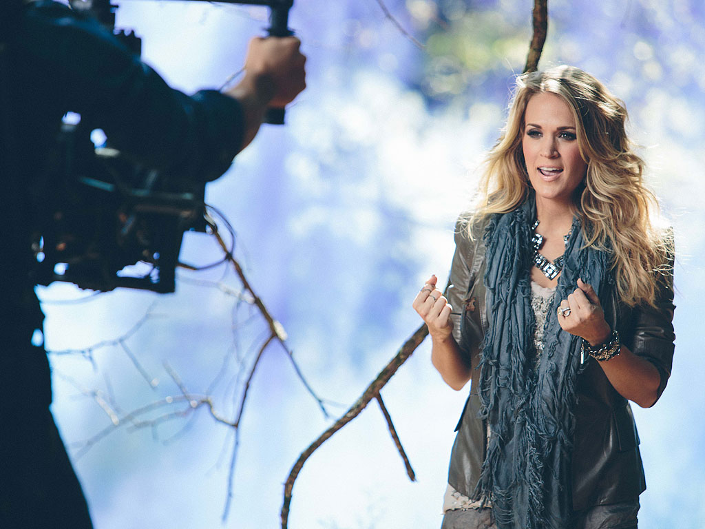 Go Into the Woods with Carrie Underwood| Country, Music News, Carrie Underwood