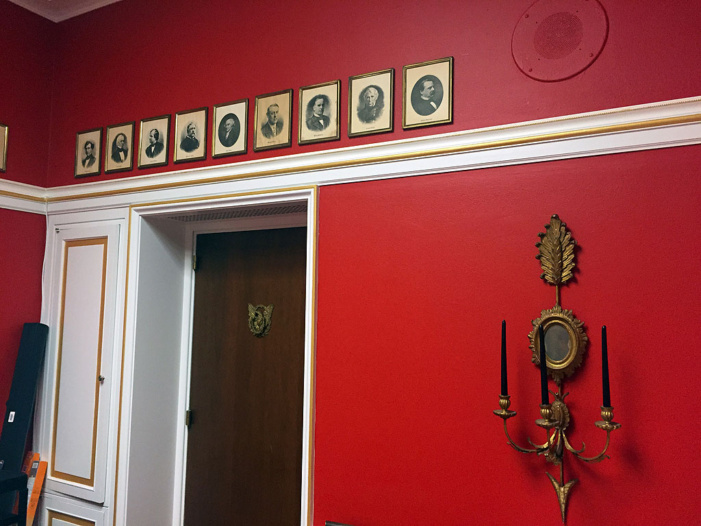 Congressman's 'Downton Abbey'-Inspired Office Causes Capitol Stir| Politics, Downton Abbey