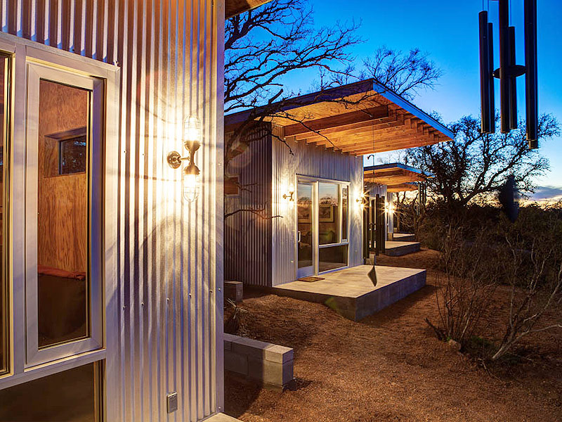 Bestie Row Texans Tiny House Compound Goes Viral