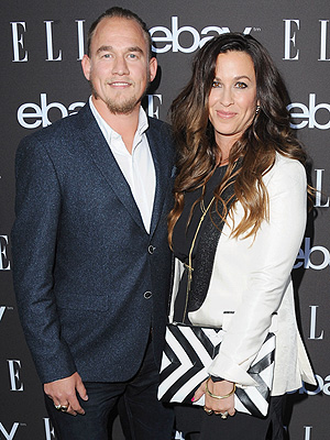 Alanis Morissette breastfeeding The Milky Way