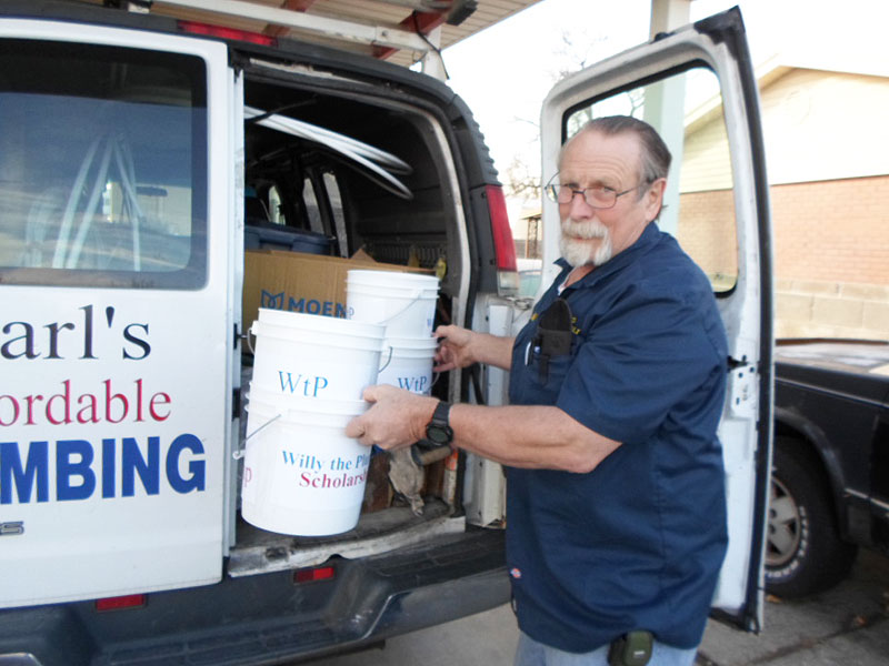 Felon-Turned-Plumber Helps Kids with Incarcerated Parents Go to College| Crime & Courts, Good Deeds, Real People Stories, Real Heroes