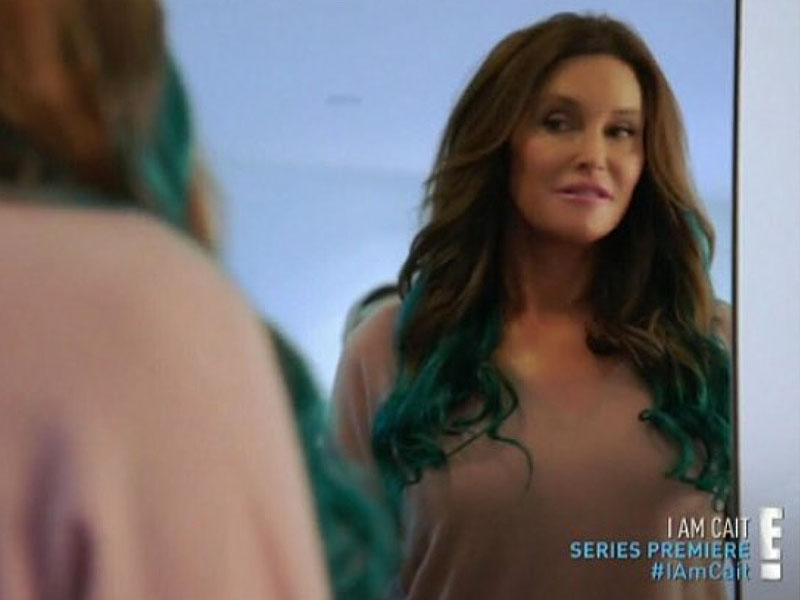 Caitlyn Jenner Bonds with Daughter Kylie by Putting In Her Hair Extensions on I Am Cait| I Am Cait, TV News, Caitlyn Jenner, Kylie Jenner