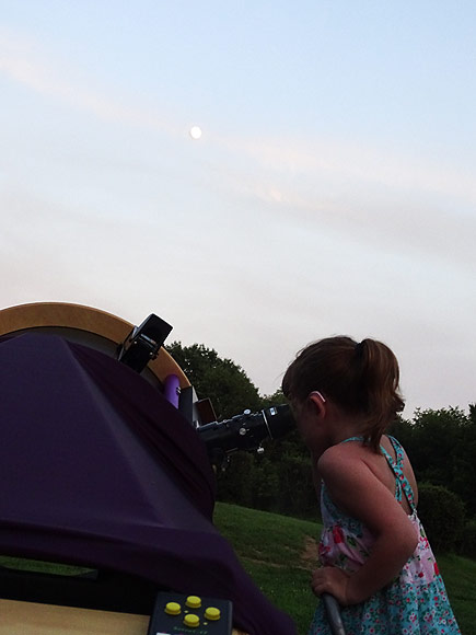 Parents Give 5-Year-Old Daughter 'Visual Bucket List' Before She Loses Eyesight| Medical Conditions, Real People Stories