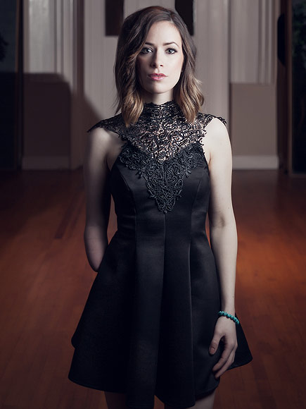 Model with Bionic Arm to Walk in New York Fashion Week: 'It's Been Quite a Journey'| Fashion Week, News, Bodywatch, BodyWatch, Real People Stories