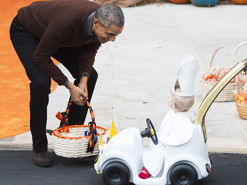 Trick or Treating At the White House!