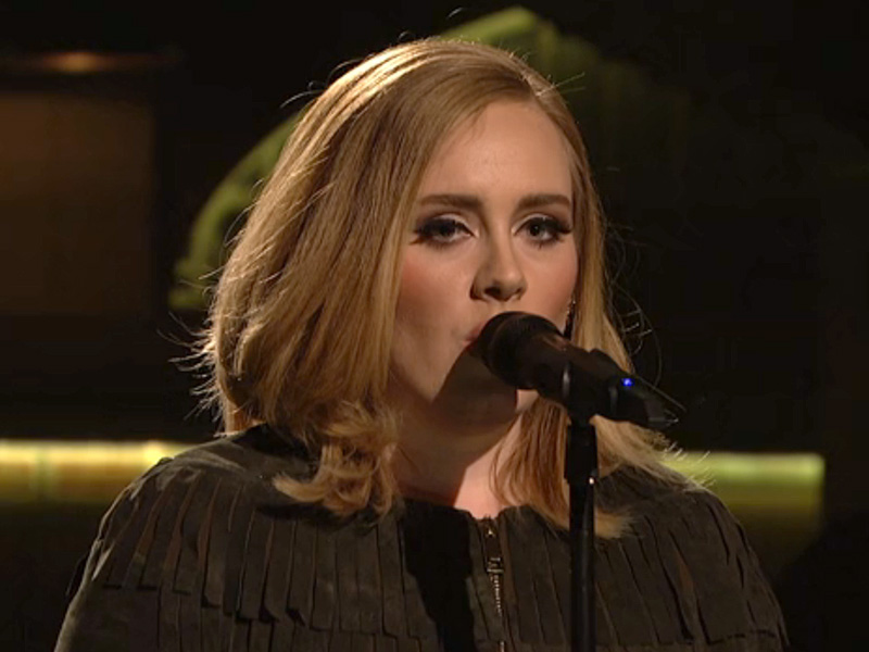 Adele Delivers Another Shiver-Inducing Performance on SNL| Saturday Night Live, Adele