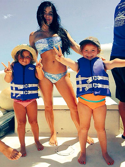 Ariel Winter Hits Back at Body Shamers Through Instagram Post