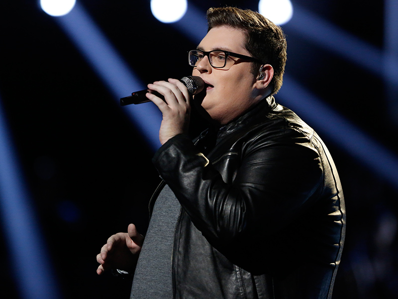 The Voice's Jordan Smith 5 Facts About the New Chart Topper