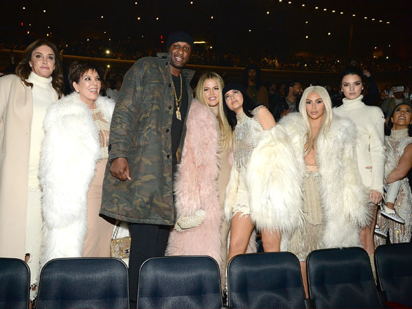 Most Beautiful Squads: A Guide to Hollywood's Hottest Gangs| Around the Web, Most Beautiful 2016, Amy Schumer, Jennifer Lawrence, Taylor Swift, Tina Fey