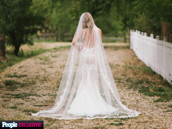 Amy Purdy Wedding Dress