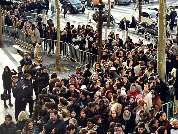 Balmain x H&M collaboration shoppers