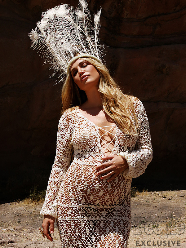 Willa Fords Boho Chic Nursery And Meaningful Maternity Portraits