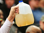 From Strange-tasting Water to Federal Emergency: The Flint Water Crisis in 5 Clicks