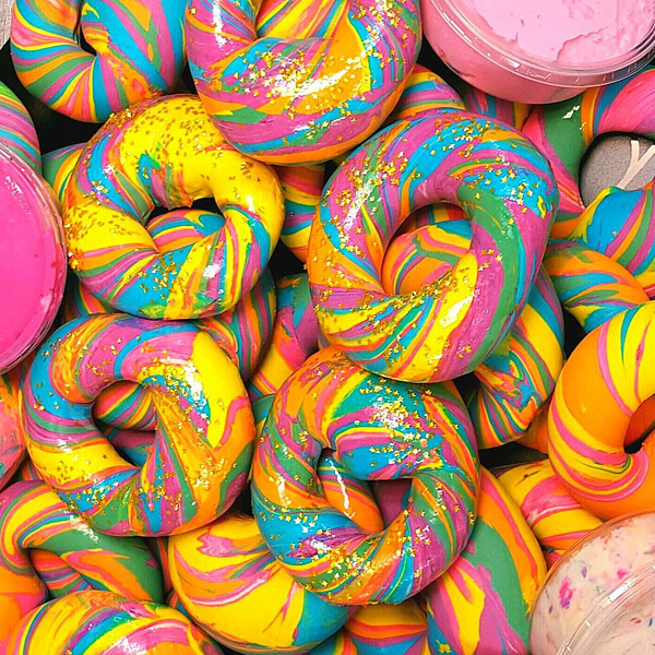 http://img2.timeinc.net/people/i/2016/greatideas/blog/160215/rainbow-bagels-600x600.jpg