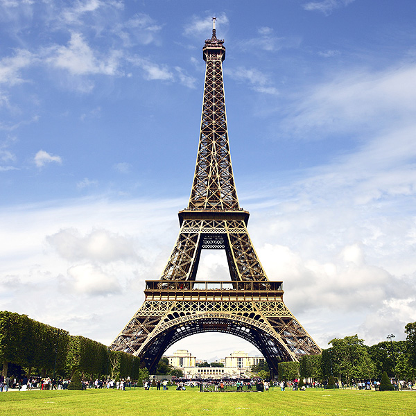 The Eiffel Tower Could Be Your Next Luxury Apartment Stay - Great Ideas