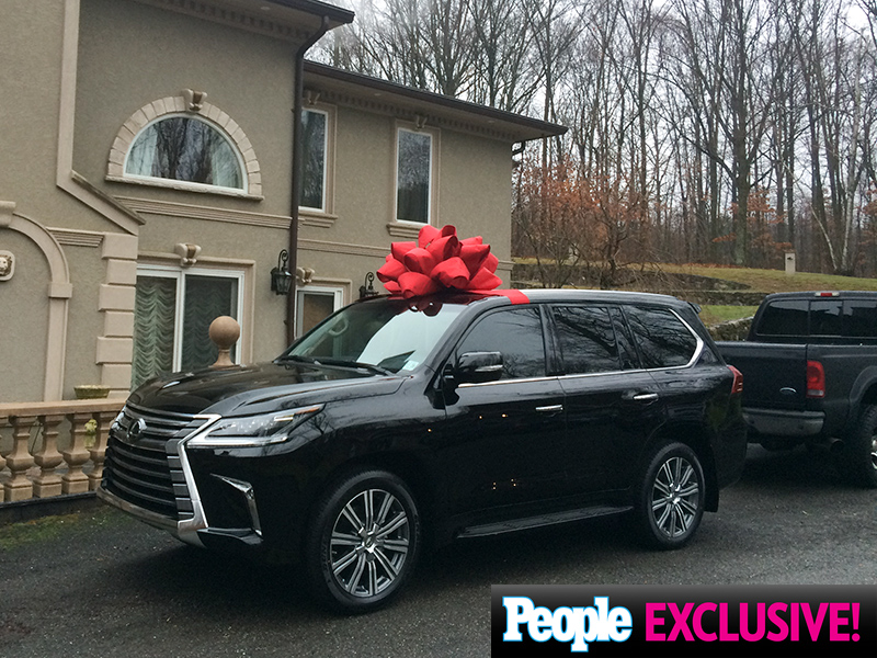Teresa Giudice Is Going Home! First Photos of RHONJ Star After Being Released from Prison| Crime & Courts, The Real Housewives Of New Jersey, Joe Giudice, Teresa Giudice