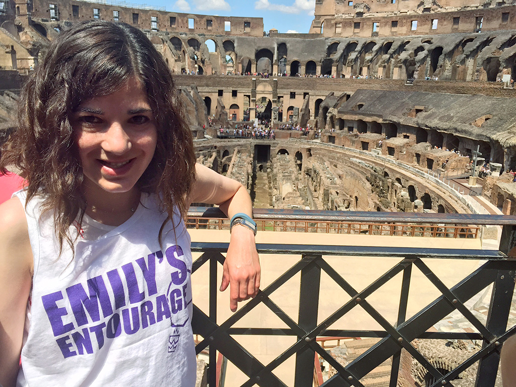 30-Year-Old Woman Races Time to Find Cure for Rare Form of Cystic Fibrosis: It's 'Just Outside of Our Grasp'| Heroes Among Us, Medical Conditions, Good Deeds, Real Heroes