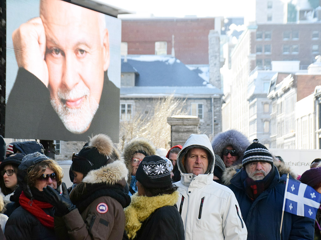 Céline Dion Speaks to PEOPLE After Husband Réne Angélil's Death: 'The Support We've Received Has Been Such a Blessing'| Tributes, Celine Dion, Rene Angelil