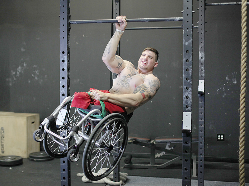 How One Double Amputee Is Making CrossFit Accessible for Anyone| Athletes, Bodywatch, Gym