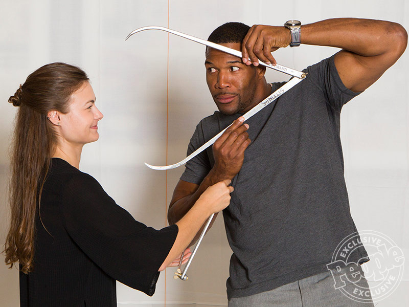 Seeing Double! Michael Strahan Gets Wax Figure at Madame Tussauds| People Picks, TV News, Kelly Ripa, Michael Strahan