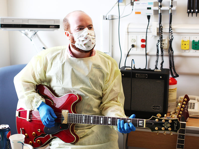 Music Therapist Creates Emotional Songs From the Heartbeats of Terminally Ill Children: 'It's a Way to Connect with Lost Ones'| Heroes Among Us, Medical Conditions, Real People Stories