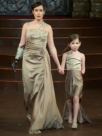 Model with Bionic Arm Walks NYFW with Little Girl Born the Same Way: 'She's My Mini Me!'| Fashion Week, Medical Conditions, Bodywatch, Real People Stories