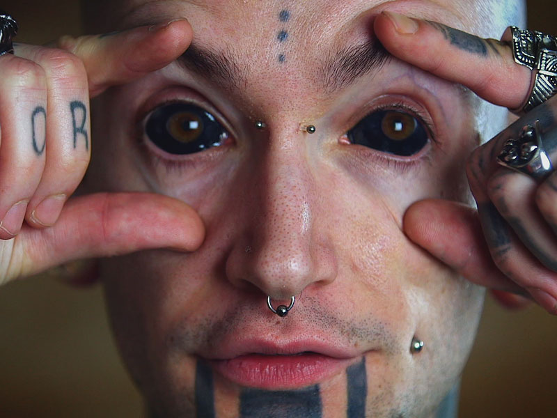 This Italian Model Got Eye Tattoos to Look Like an Alien| Bodywatch, Models