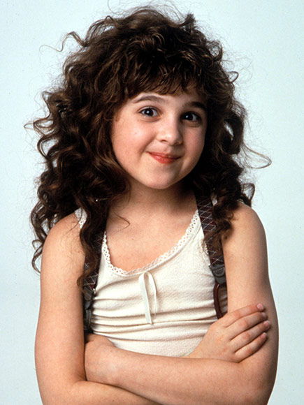 Curly Sue's Alisan Porter Nails Her Voice Blind Audition, Joins Team Xtina| Curly Sue, The Voice, TV News, John Hughes