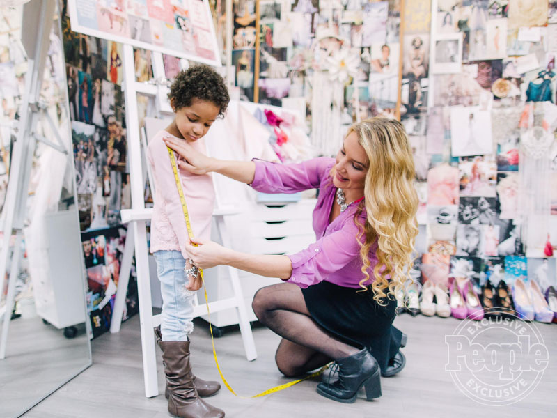 Leah Still Designs Her Own Flower Girl Dress for Her Father's Wedding after Beating Cancer: 'I Love My Dad'| Weddings, Cancer, Sports