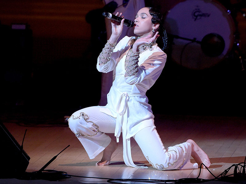 FKA twigs Performs at Carnegie Hall for Tibet House Annual Benefit Concert