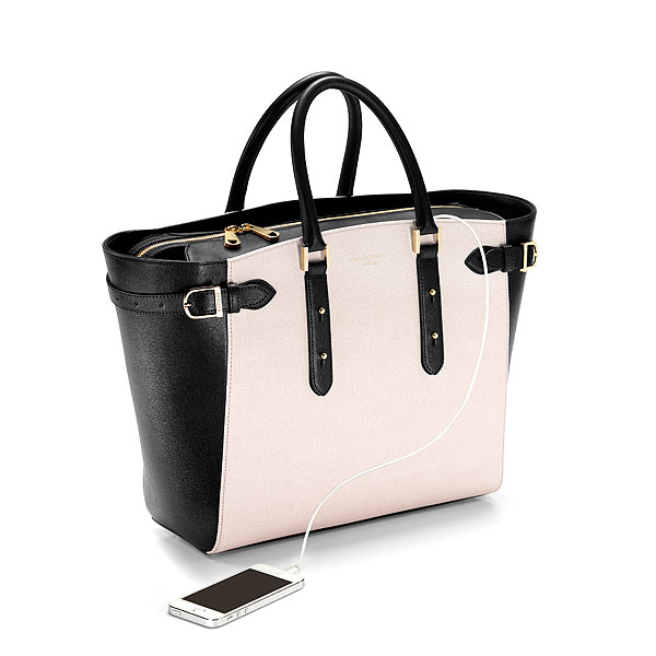 Pippa Middleton's Purse Has an Awesome Secret| The British Royals, The Royals, Pippa Middleton