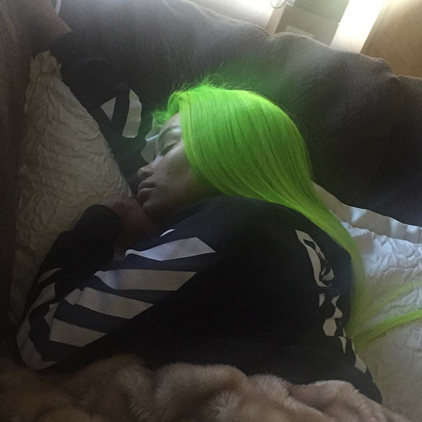 Rob Kardashian Posts Photo of Blac Chyna Napping, Says I 'Love This Woman' Despite the 'Negative Comments'| Couples, Keeping Up with the Kardashians, People Scoop, Rob Kardashian