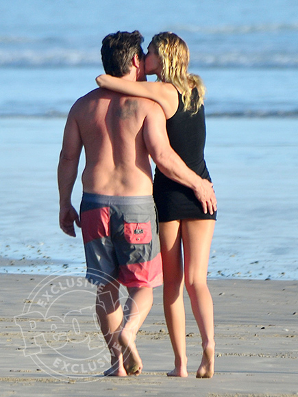 Josh Brolin Packs on the PDA During Romantic Beach Day with Fiancée Kathryn Boyd| Movie News, Josh Brolin