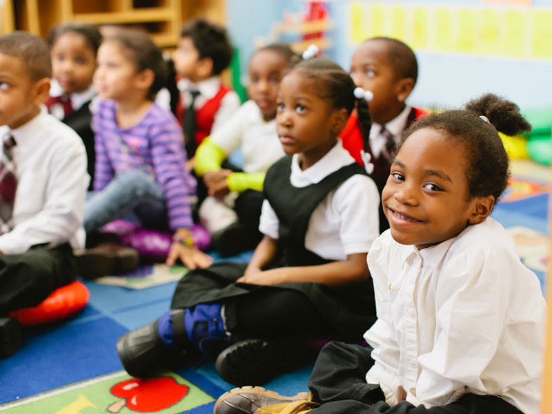 Celebrities Unite! 50 Actors, Athletes and CEOs Sponsor Massive Surprise Flash-Funding for Classrooms| The Daily Smile, Anna Kendrick, Ashton Kutcher, Carmelo Anthony, Gwyneth Paltrow, Samuel L. Jackson, Serena Williams, Seth Rogan, Sheryl Sandberg