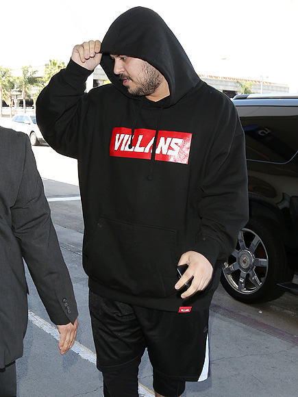 Not Flying Solo: Rob Kardashian Spotted at Airport After Denying Blac Chyna Split| Couples, TV News, Rob Kardashian