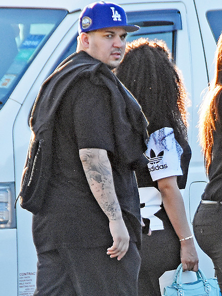 Tropical Getaway! Rob Kardashian and Blac Chyna Party Together in Jamaica| Couples, People Scoop, TV News, Rob Kardashian