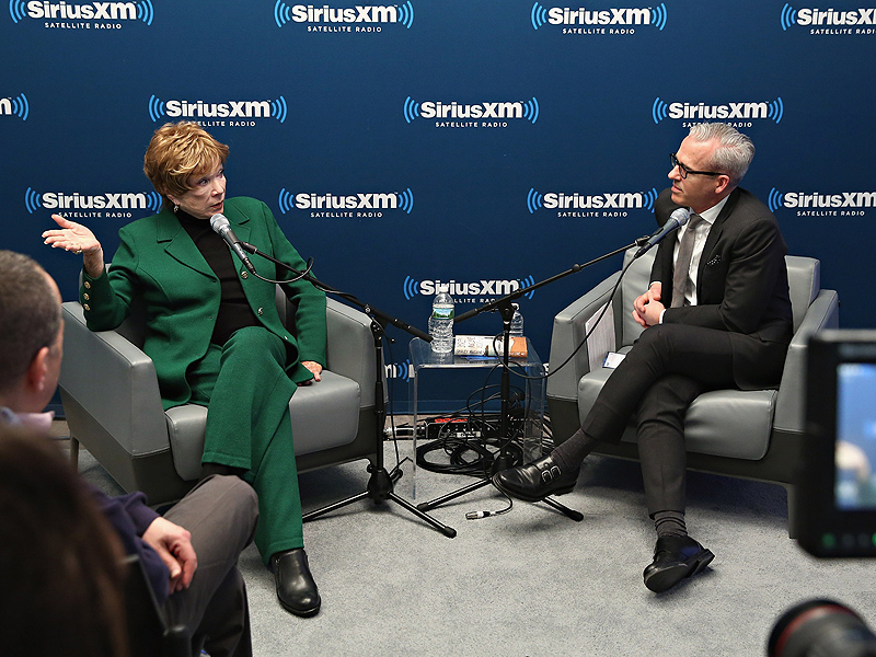 Shirley MacLaine on Why an Open Marriage Is the Only Way to Go| Marriage, Shirley MacLaine