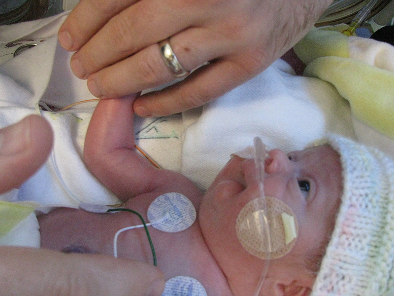 Congresswoman's 'Miracle Baby' Born Without Kidneys Finally Gets One – from Her Dad: 'We Are Blessed'| Health, Real People Stories