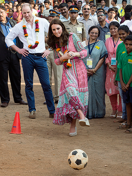 Prince William and Princess Kate Receive Tika Dots on Their Foreheads During Traditional Ceremony in Mumbai| The British Royals, The Royals, Kate Middleton, Prince William